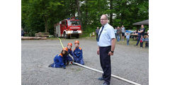 Entzünden des Johannifeuers (Foto: Karl-Franz Thiede)